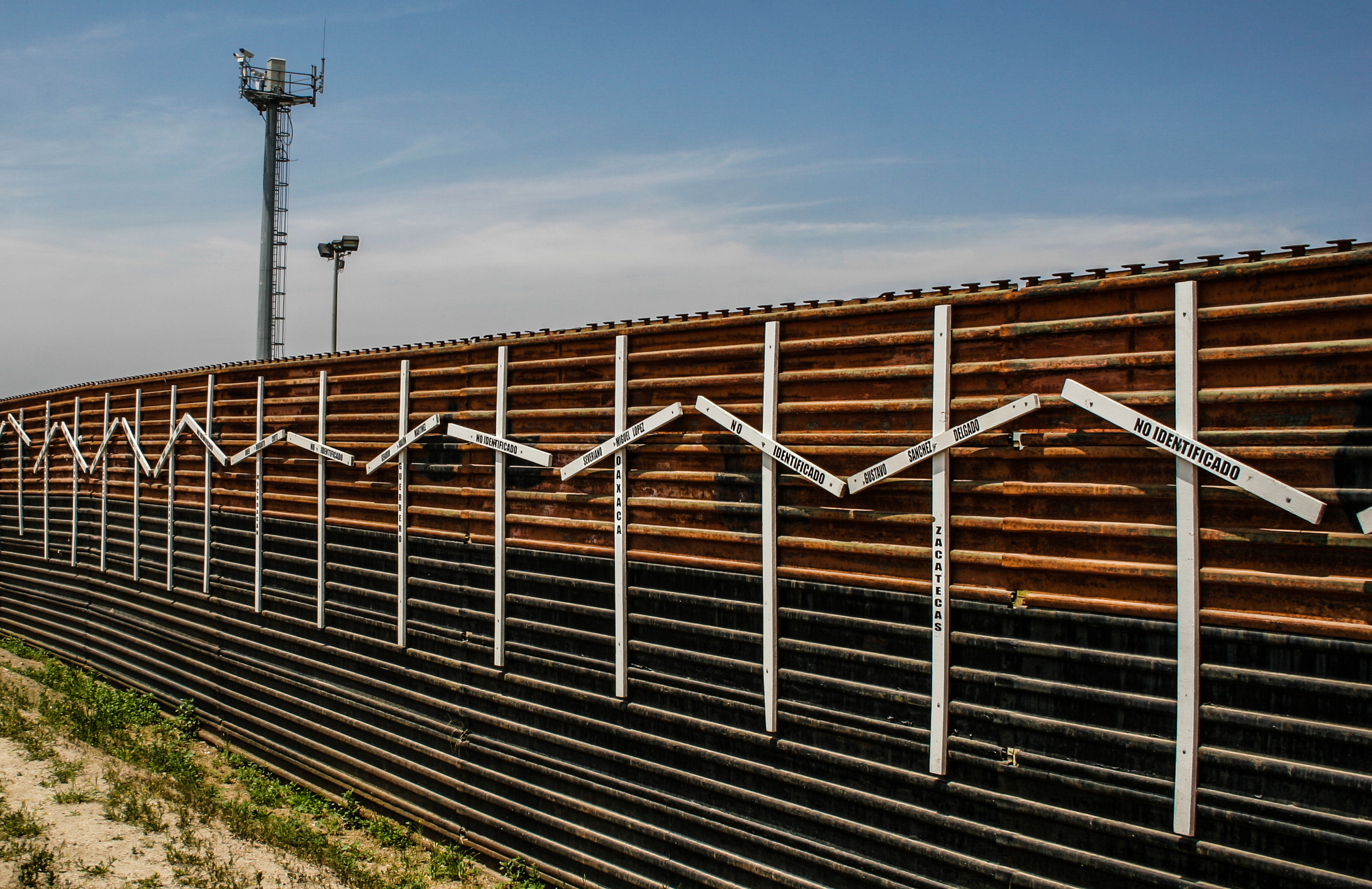 U.S. Troops To Spend A Month Painting Mexico Border Wall