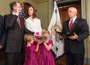 Labor Secretary Alex Acosta gets sworn in by Mike Pence