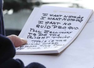 Obama Photographer Pete Souza Mocks Trump's Super-sized 'I Want Nothing' Notes [Best Memes]
