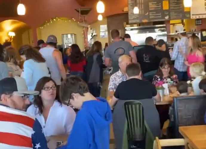 Colorado Restaurant Packed On Mother’s Day Shutdown By State Health Officials