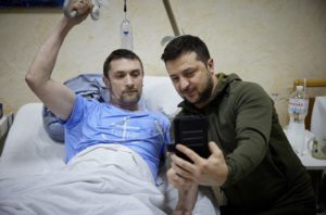 Zelensky Visits Wounded Ukrainian Soldiers In Hospital (Image: Zelensky office)