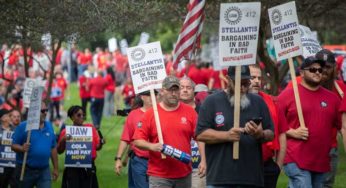 United Auto Workers Expand Strike Against G.M. & Stellantis