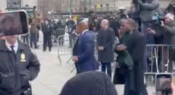 VIDEO: New York Mayor Eric Adams Heckled by Protesters As He Enters Court: ‘You Suck, Adams!’