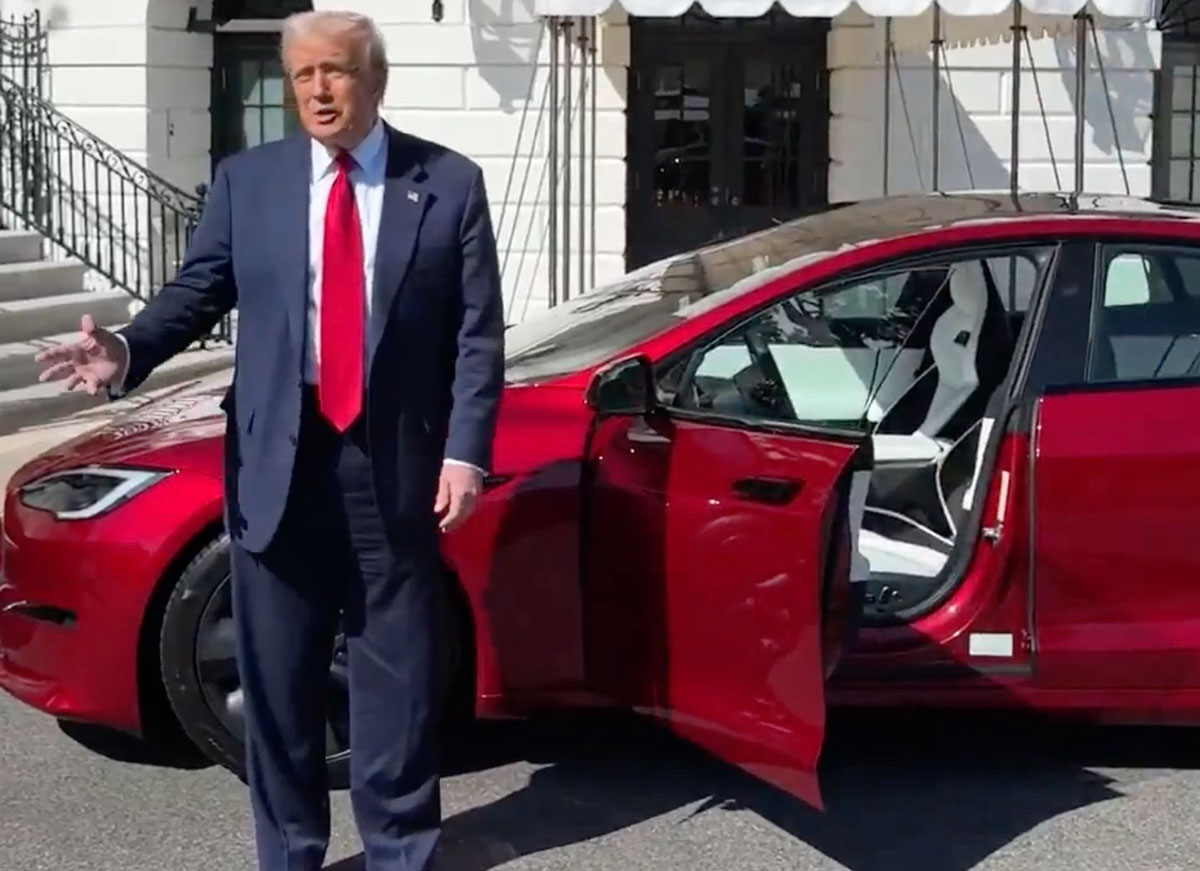 VIDEO: Trump Purchases Tesla In White House Driveway To Support ‘Great Patriot’ Elon Musk